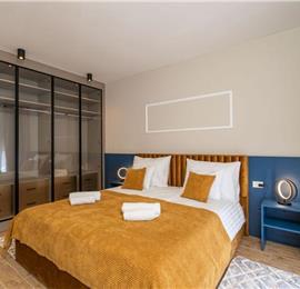 Luxury 4 Bedroom Villa with Infinity Pool, Sauna, Gym, Jacuzzi and Sea Views in Orašac, near Dubrovnik, Sleeps 8